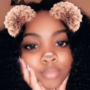 Meet your Posher, Dej